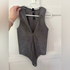 Urban Outfitters Grey ribbed bodysuit, size small
